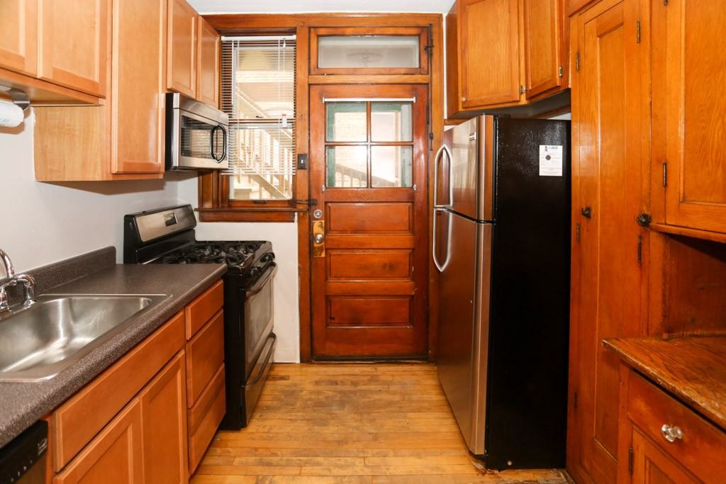 3842 3842 44 N. Bernard St. #3844-1A - Photo 6 of 17