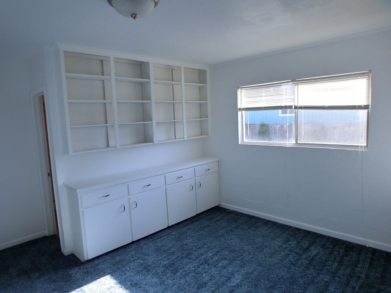 1029 Vista Drive - Photo 7 of 13