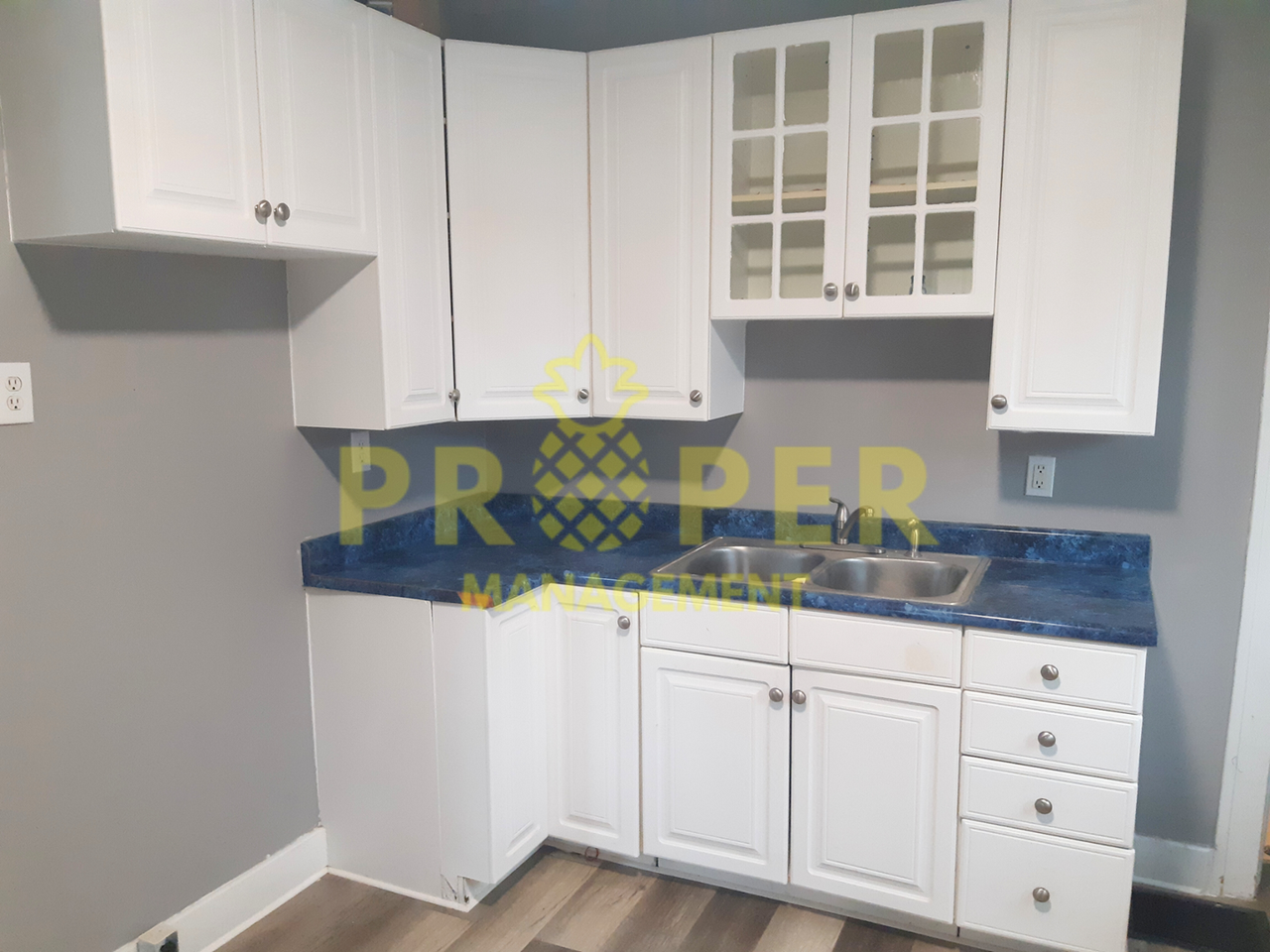 204 E Fairview Ave - Photo 5 of 11