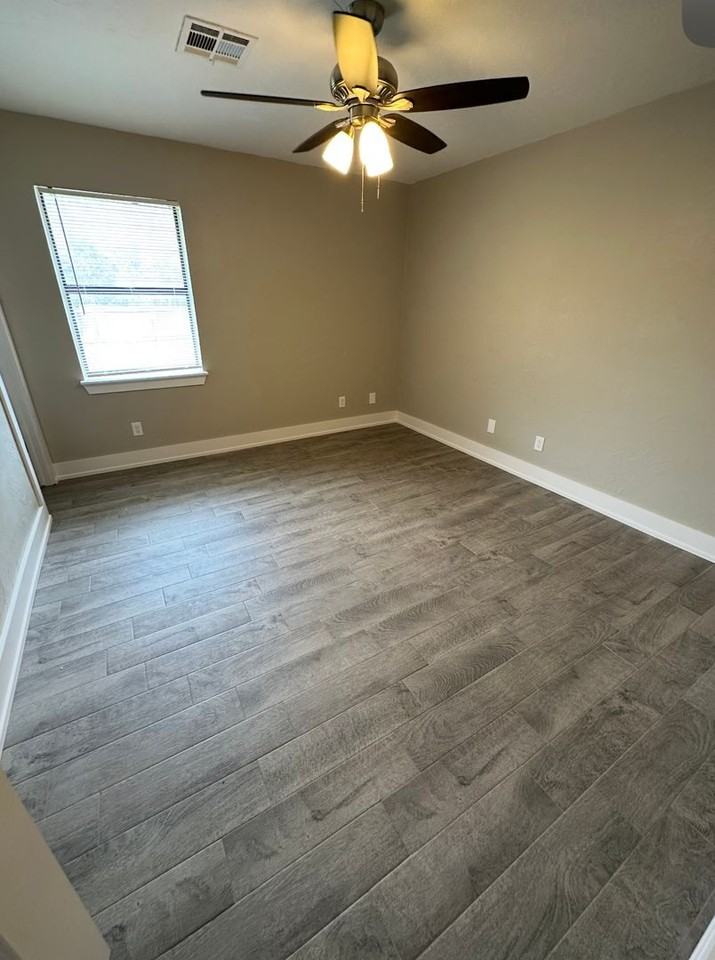 3700 Governor Harris Dr - Photo 6 of 12