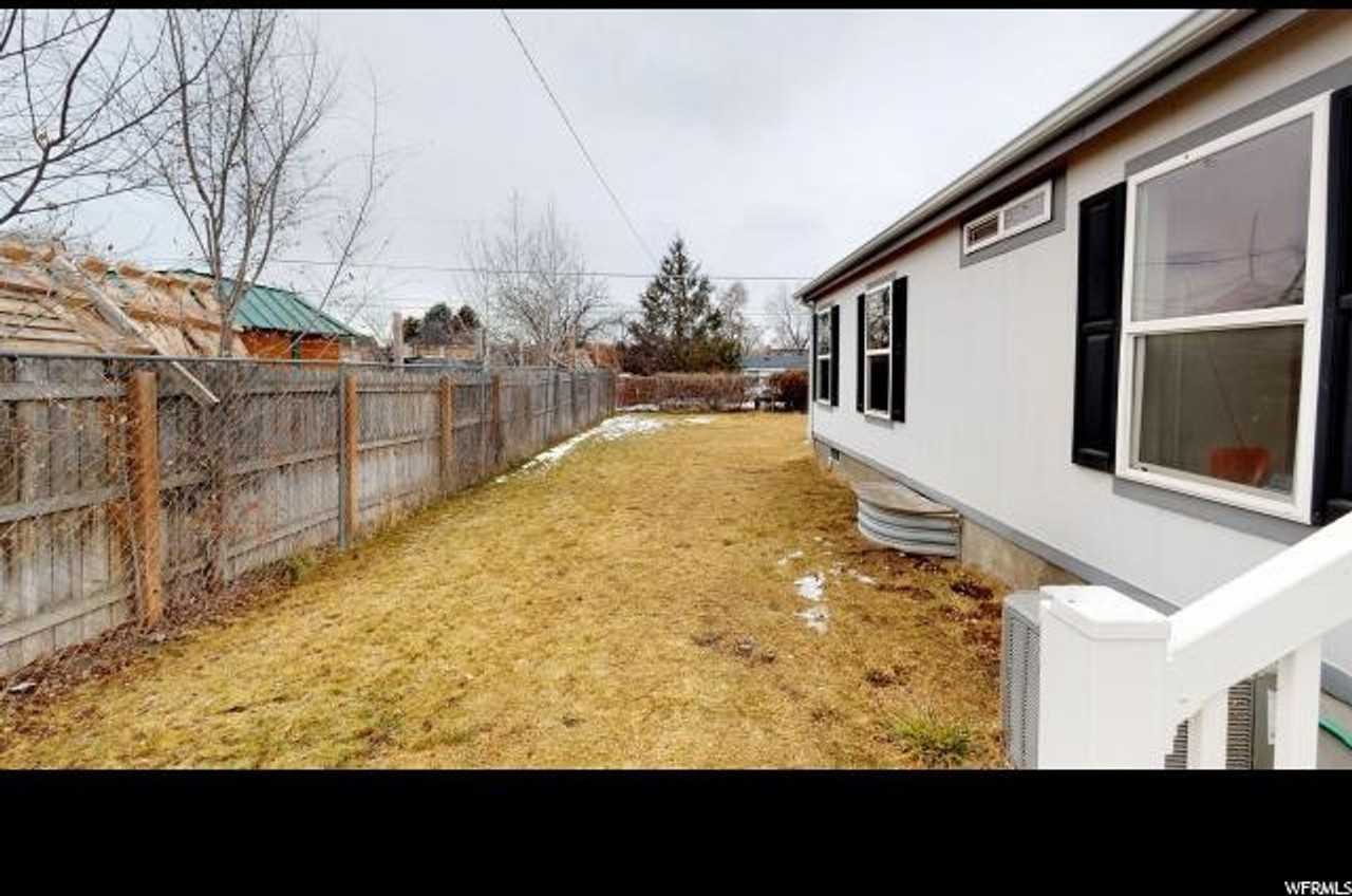 1544 S 50 E - Photo 3 of 20