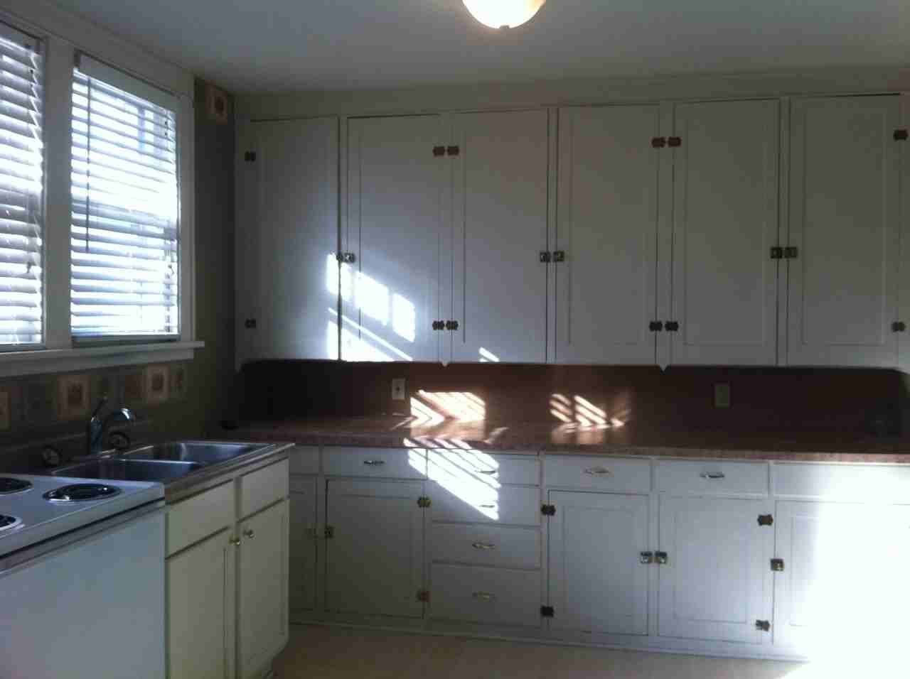 217 S West Blvd - Photo 5 of 7