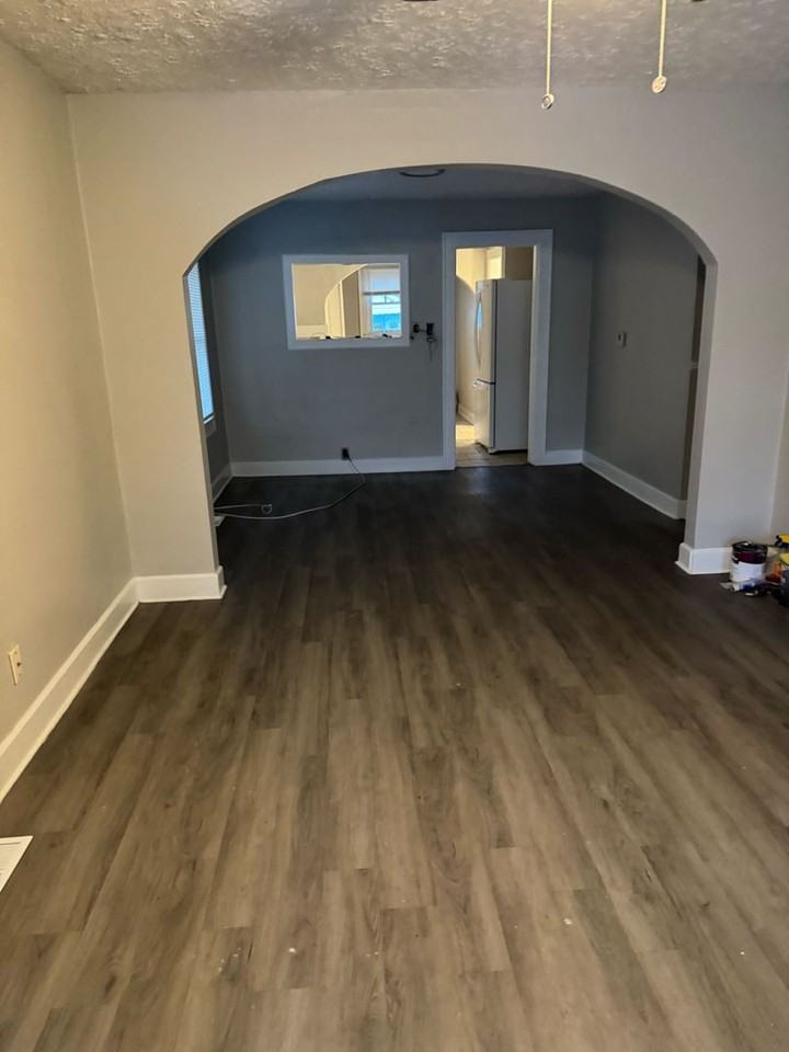 4013 Kenneth Ave - Photo 2 of 6