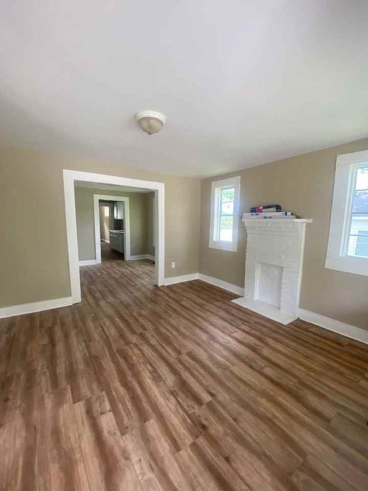 528 64th St S - Photo 2 of 15