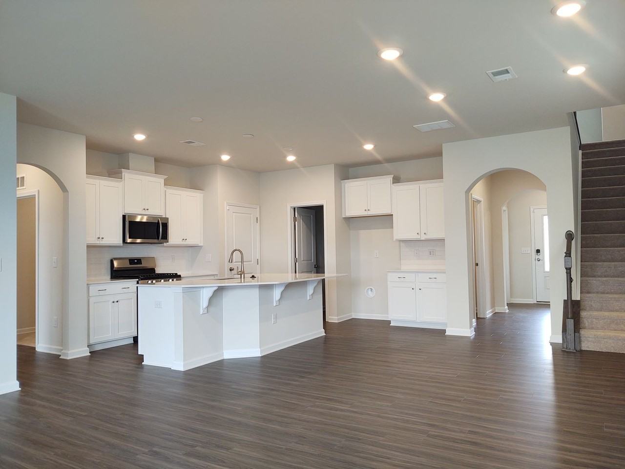 4049 Whipcord Dr - Photo 3 of 25