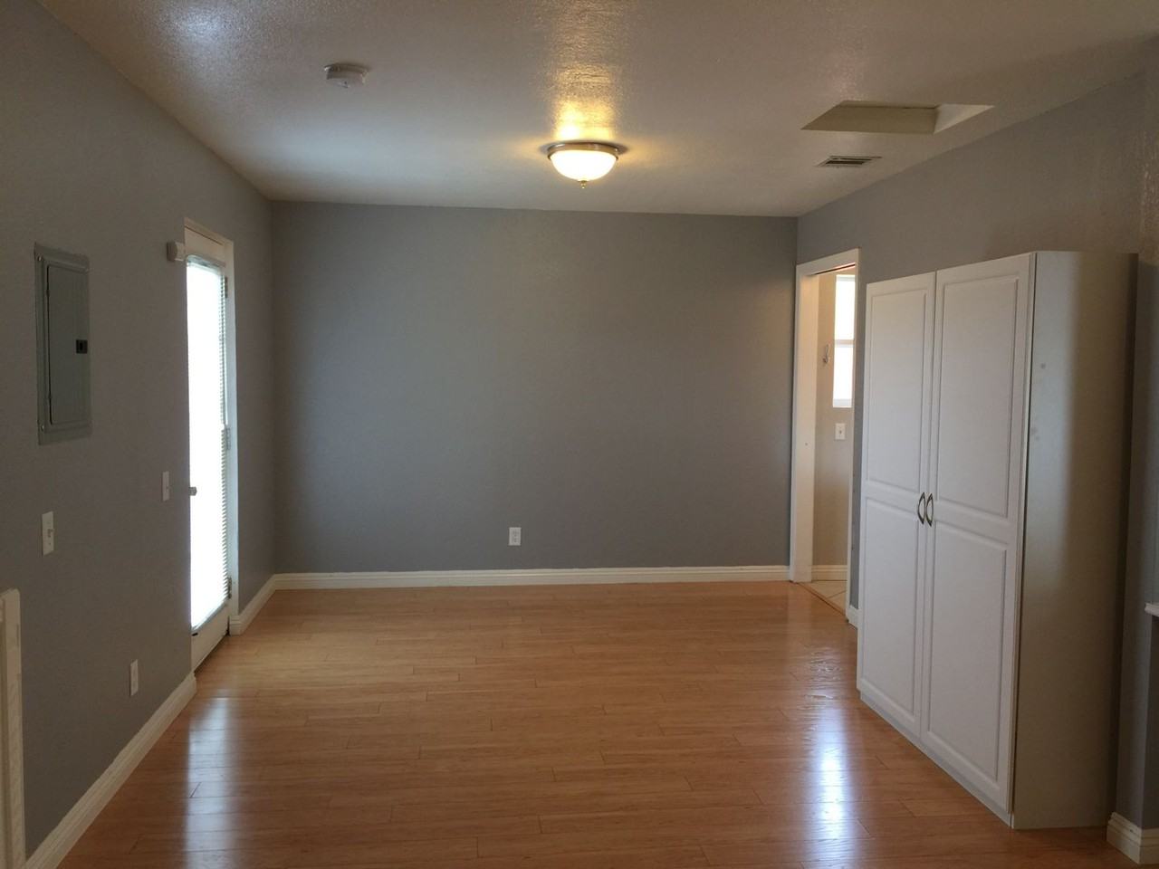 22924 Clover Spring Pl - Photo 5 of 10