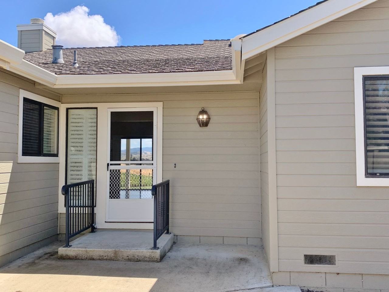 629 Helen Dr - Photo 3 of 45