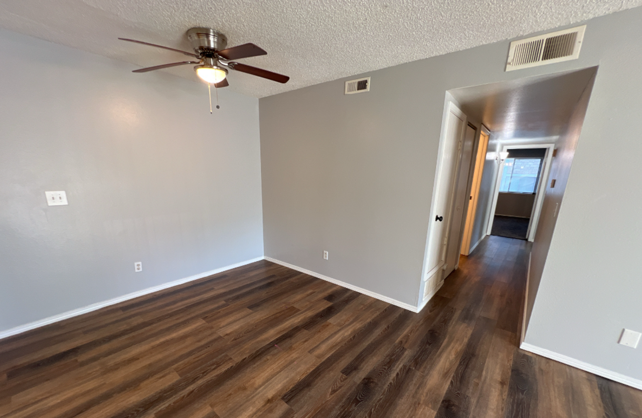 18105 E Ohio Ave #104 - Photo 5 of 19