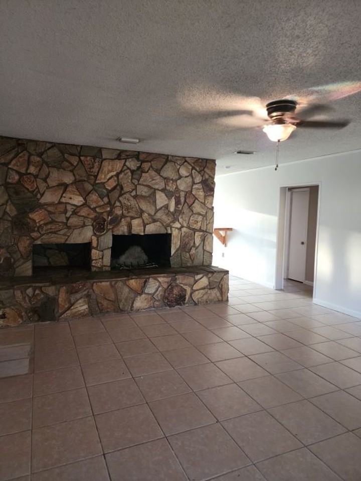 2917 Allison Ave - Photo 5 of 28