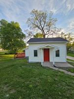 featured image of 806 N Roche St