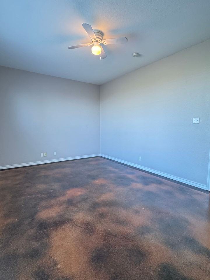 126 Sandstone Dr - Photo 6 of 10