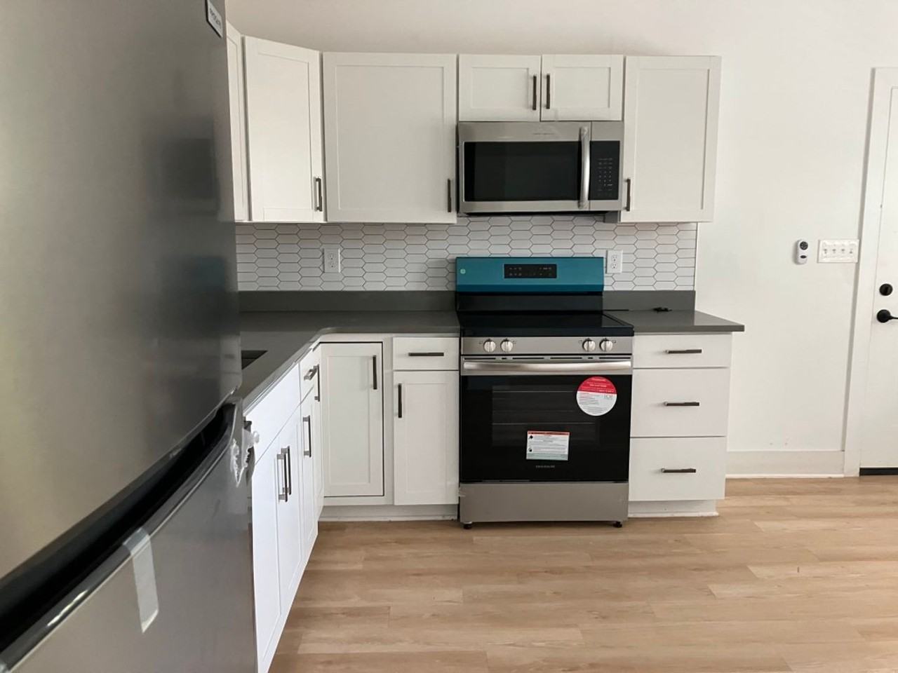 717 N 9th St #B - Photo 4 of 12