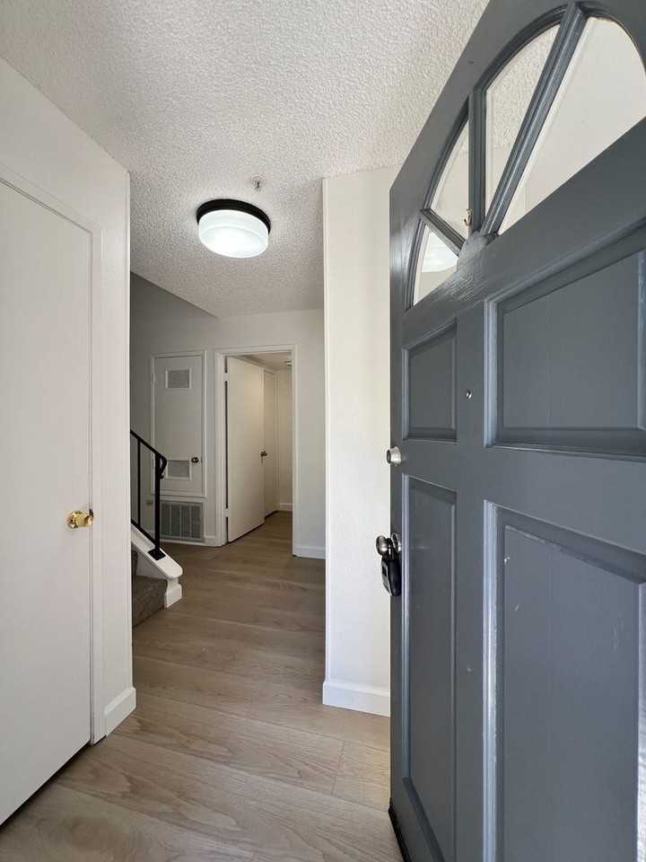 41 Village Pkwy - Photo 3 of 23