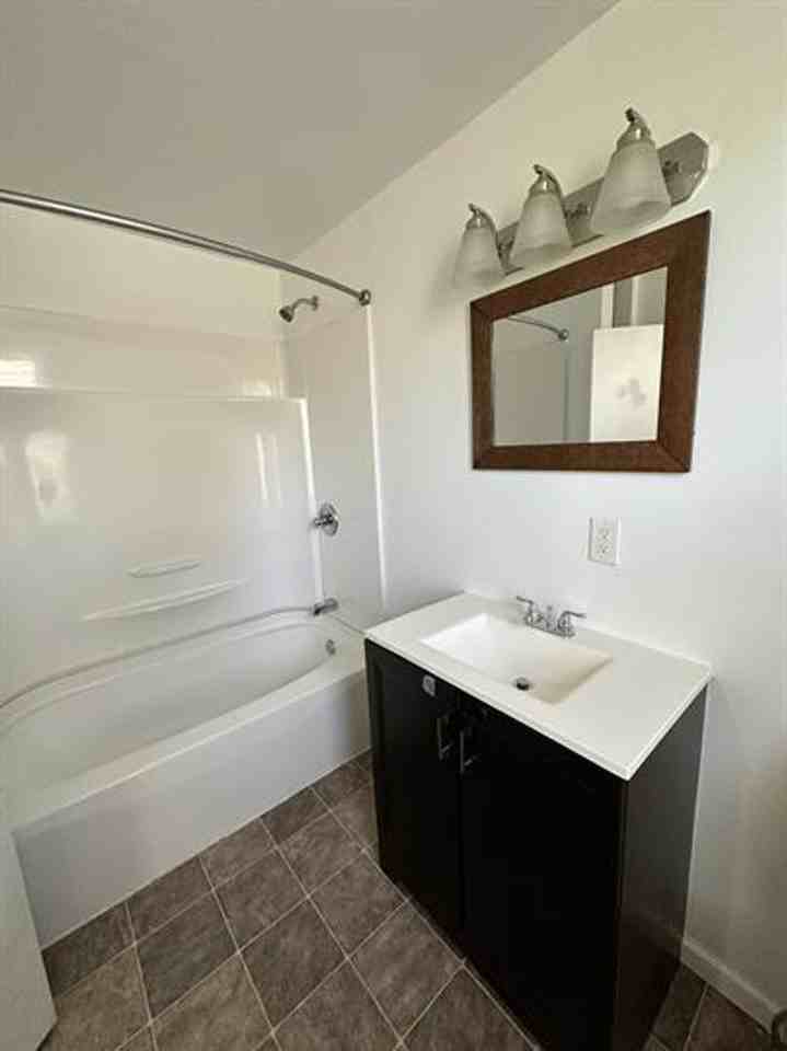 806 N Coler Ave - Photo 6 of 6