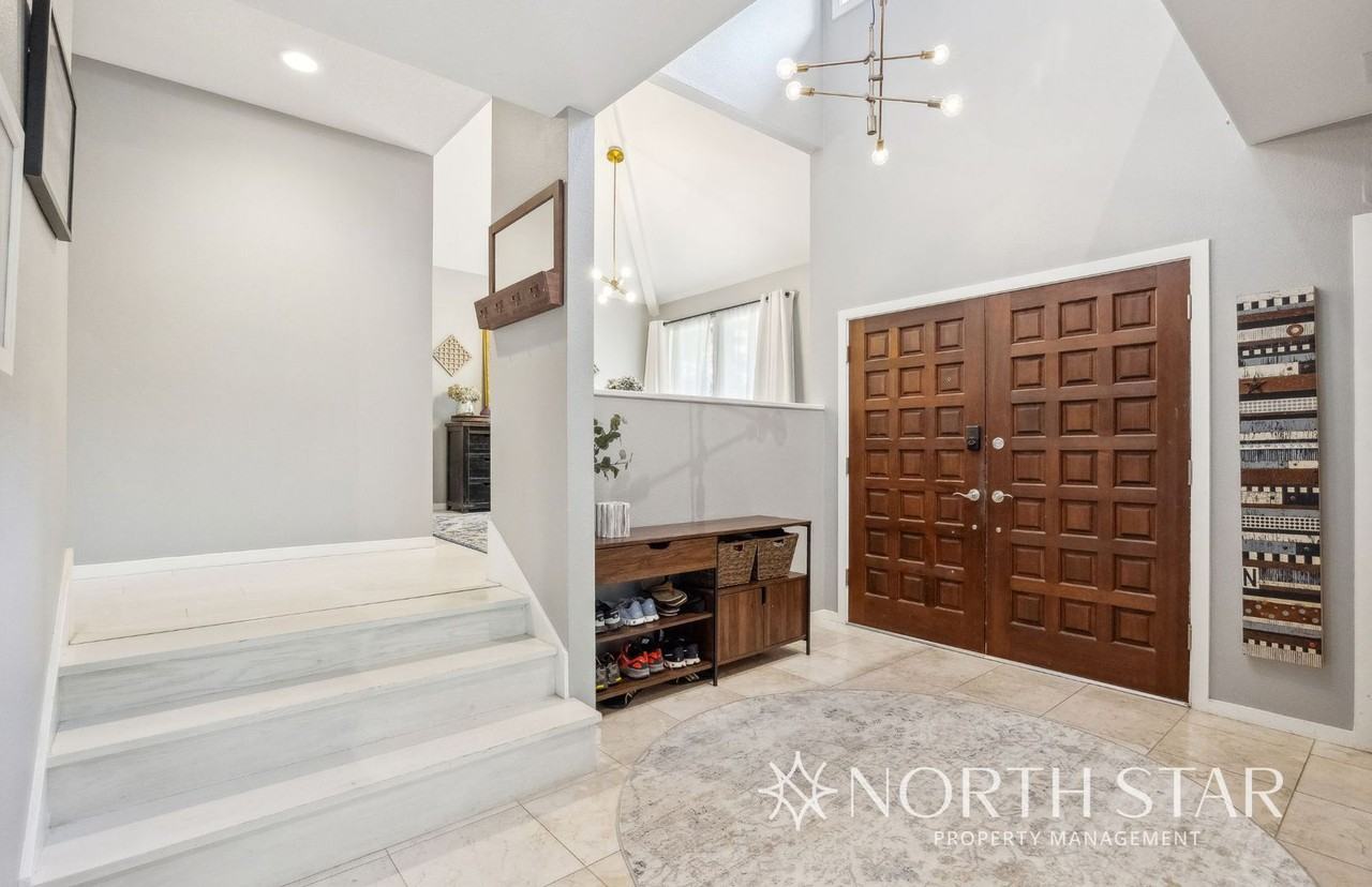 397 Livingood Ln - Photo 3 of 40