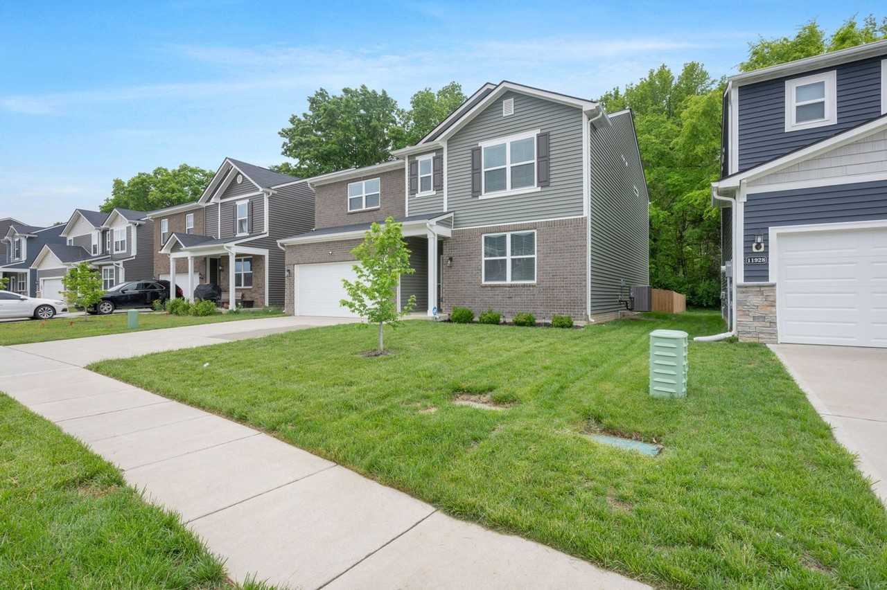 11930 Wooden Trace Dr - Photo 3 of 32