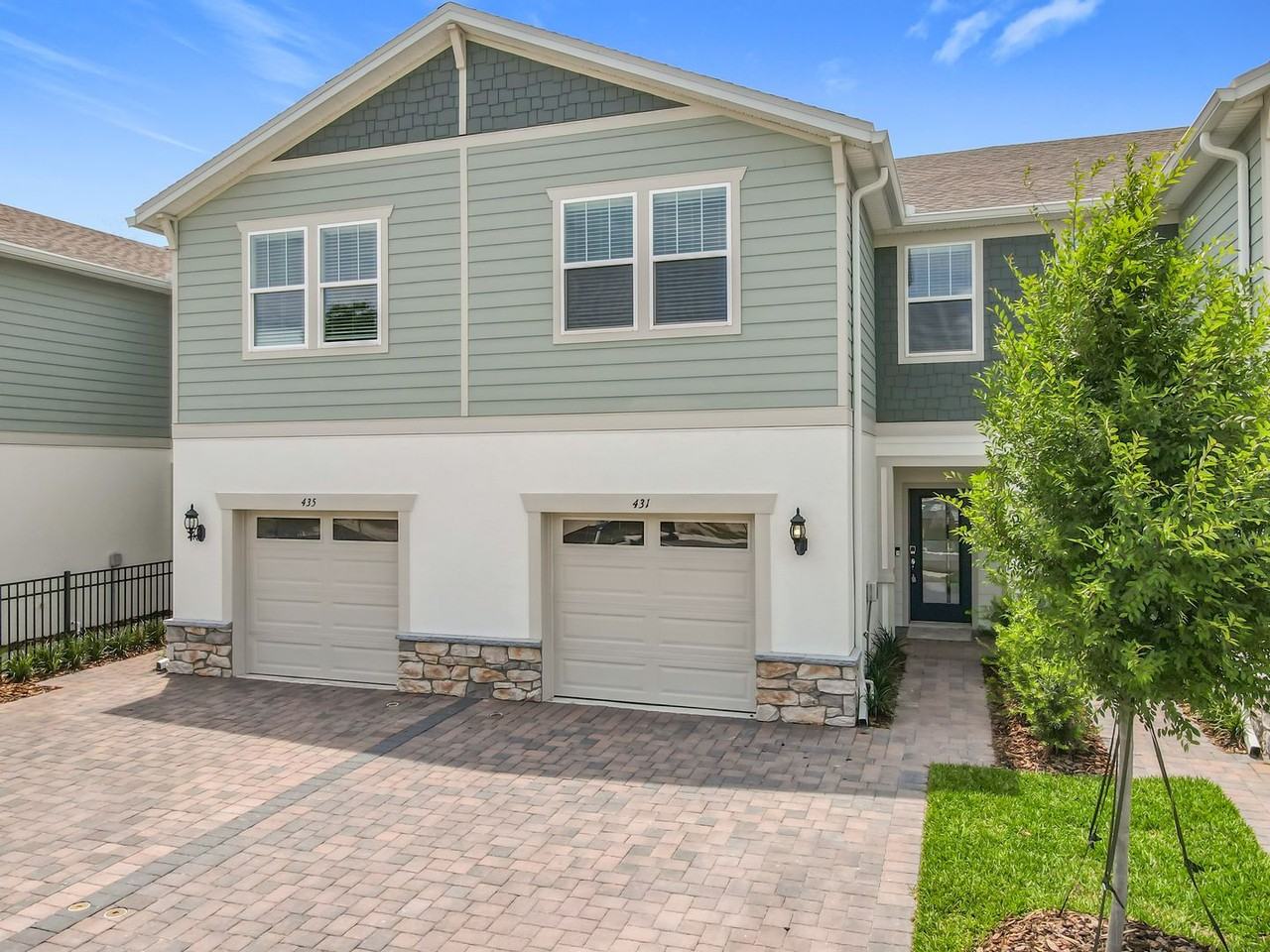 431 Meadowland Pt - Photo 4 of 50