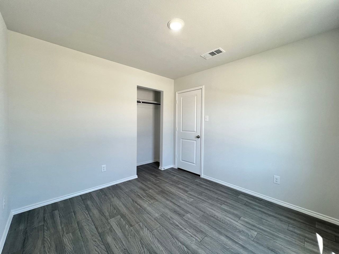 252 Peace Lily Way - Photo 5 of 40