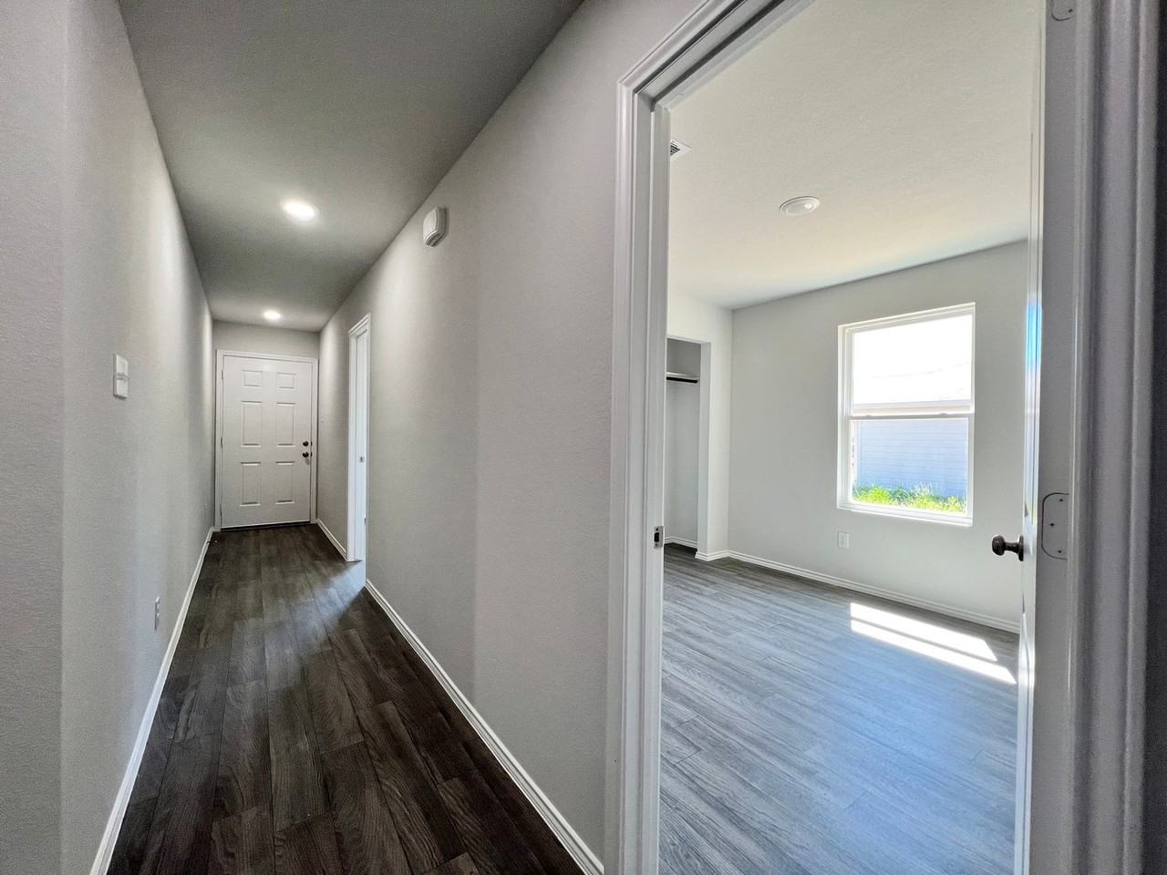 252 Peace Lily Way - Photo 7 of 40