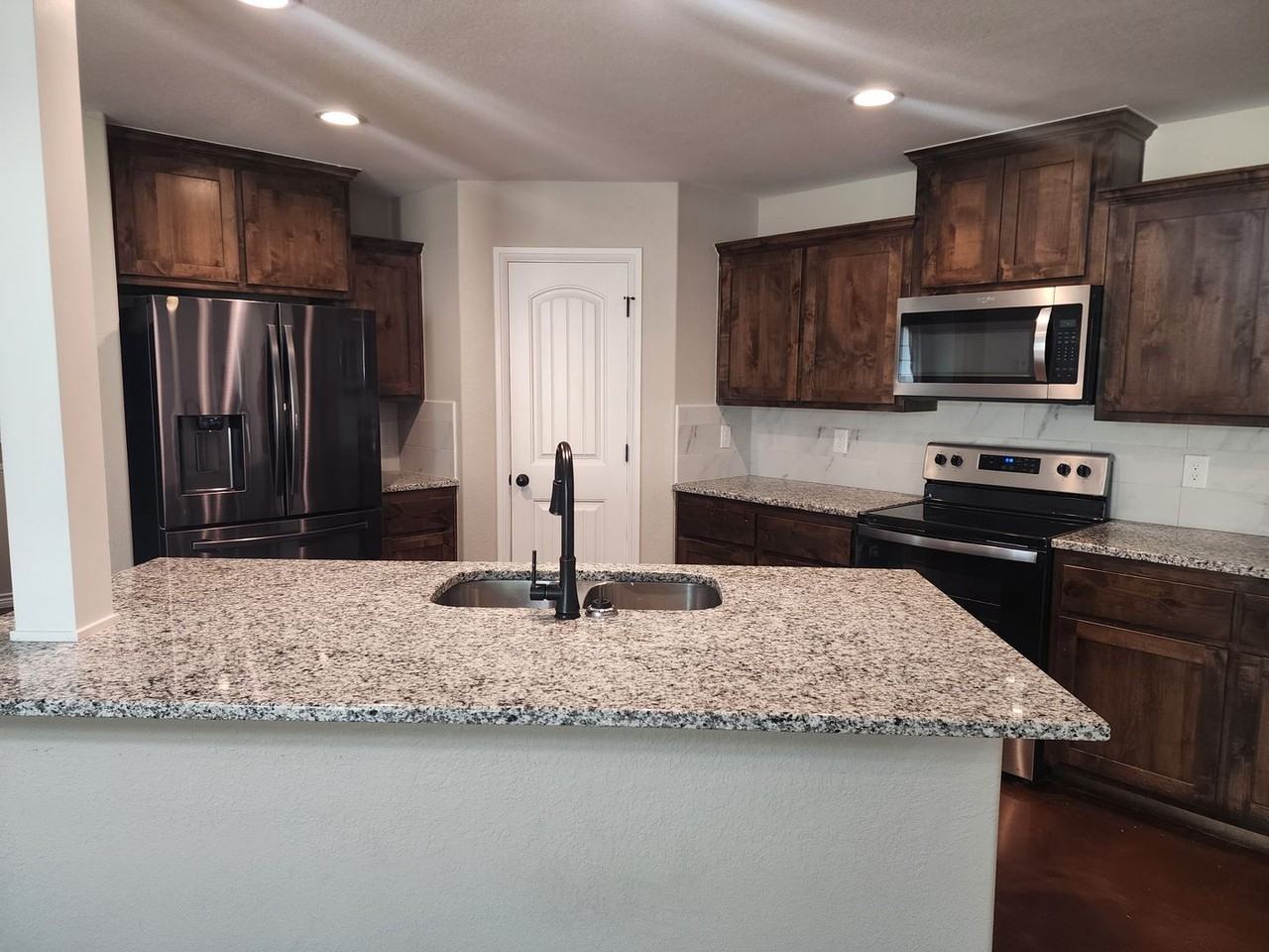 1236 Stone Valley Dr - Photo 2 of 21