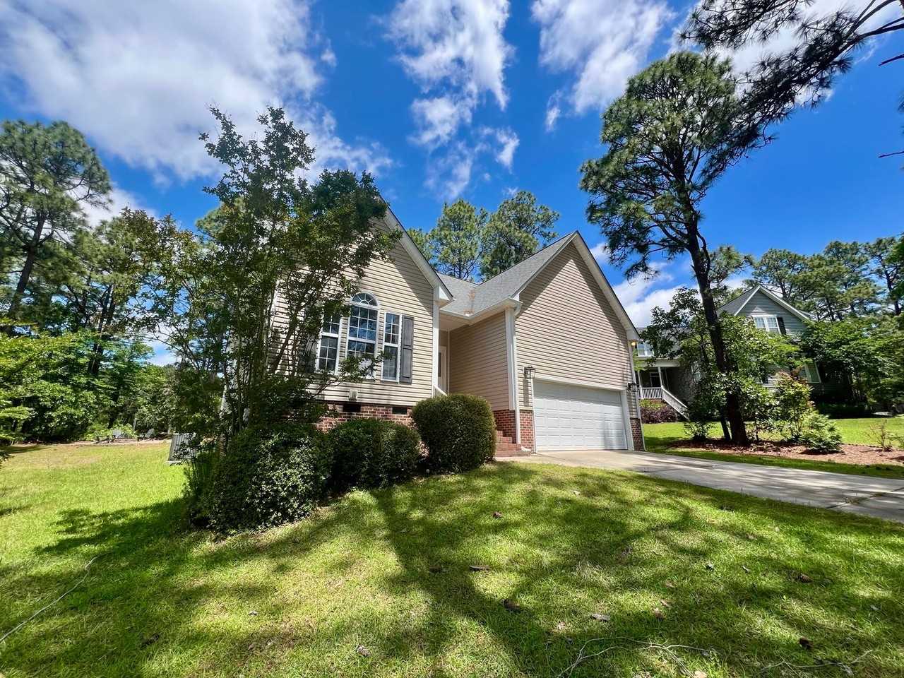 36 Woodbury Ln - Photo 2 of 31