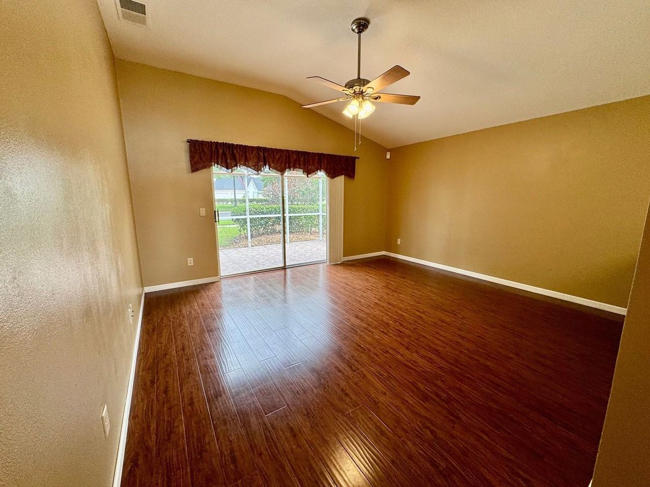 1866 Stafford Springs Blvd - Photo 6 of 18