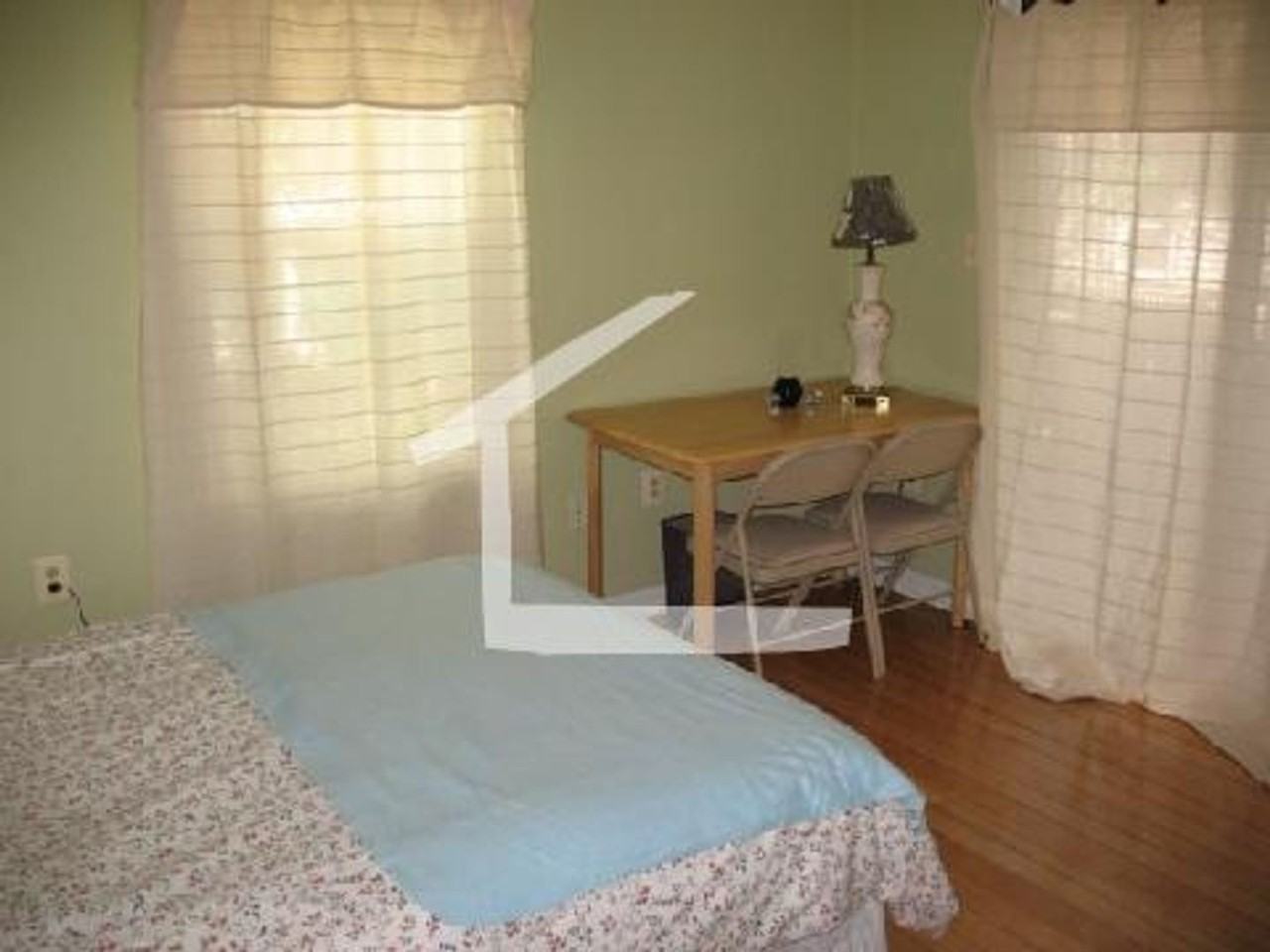 17 Holman St - Photo 5 of 21