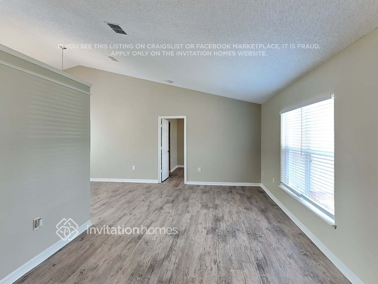 1351 Azora Dr - Photo 4 of 19