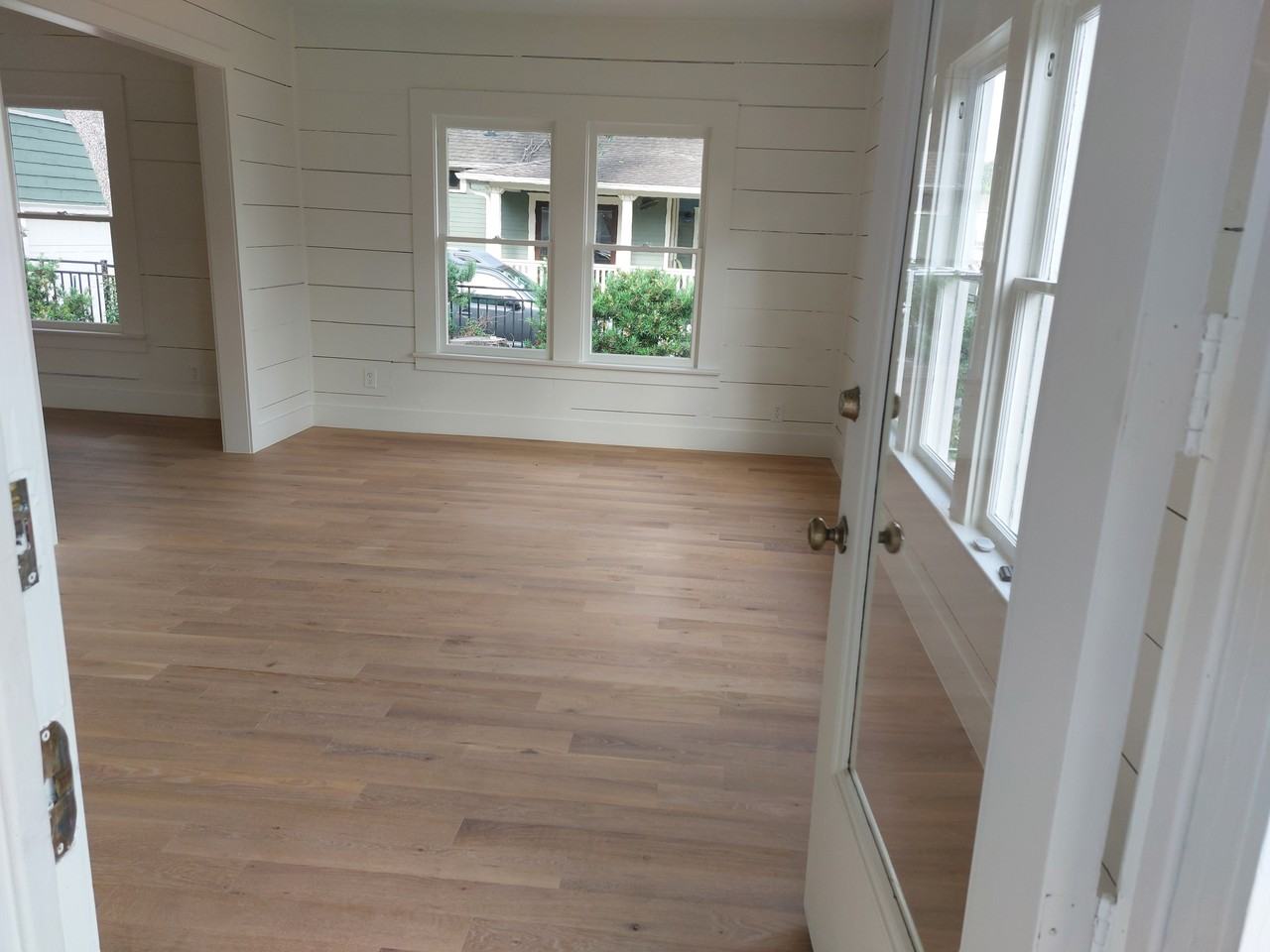 308 West 10th Street - Photo 2 of 24