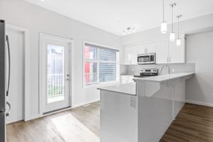 featured image of 1631 Hammond Crescent NW #03