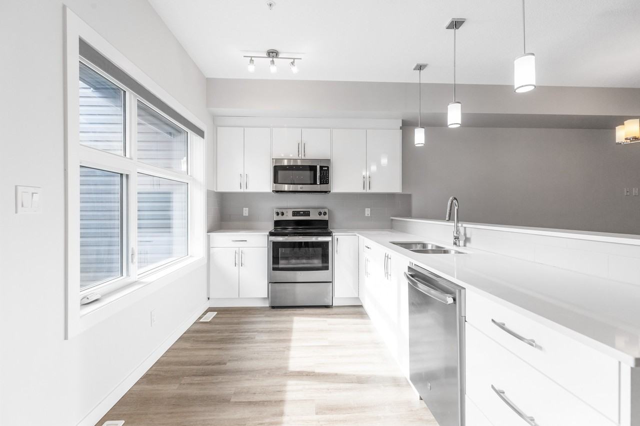 1631 Hammond Crescent NW #03 - Photo 2 of 36