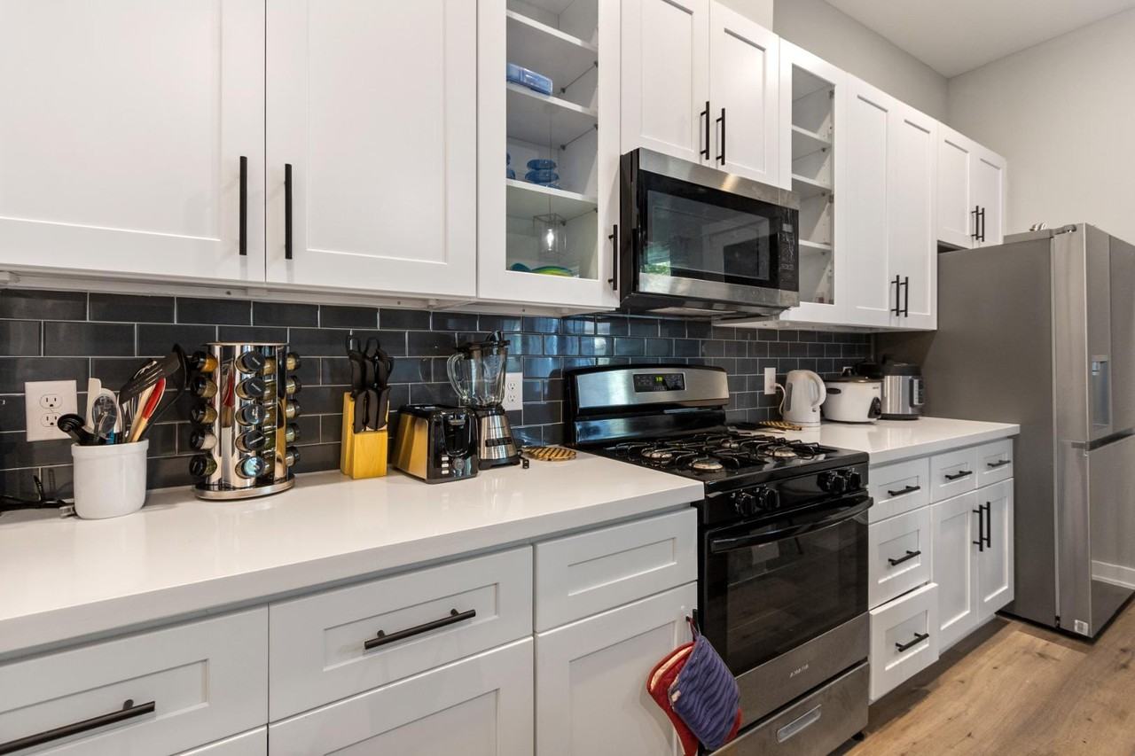 6706 Parker Grove Ln - Photo 5 of 10