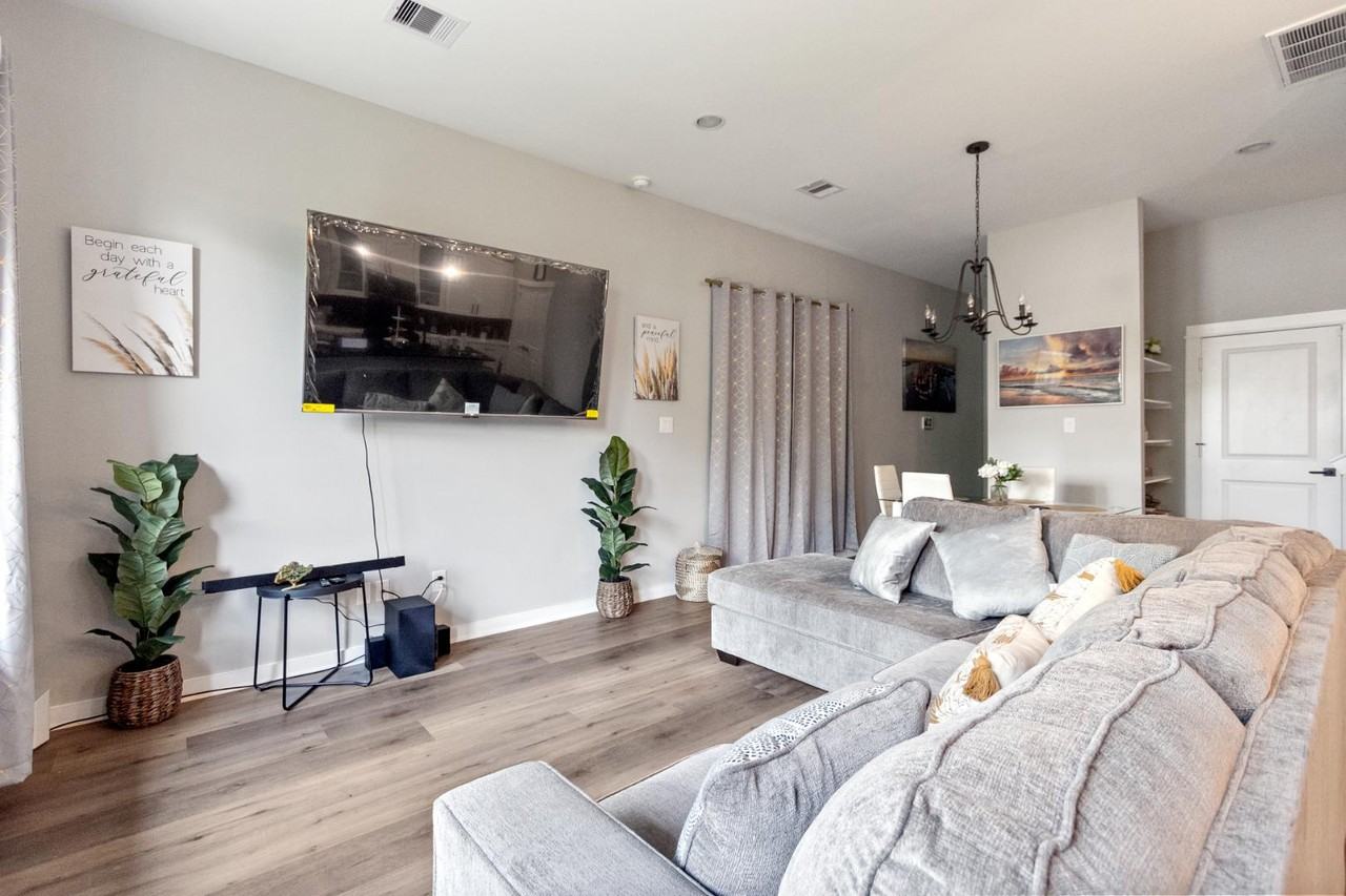 6706 Parker Grove Ln - Photo 7 of 10