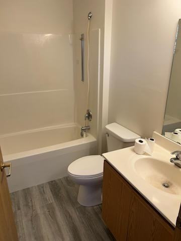 St. Croix Falls Town Homes - Photo 7 of 8