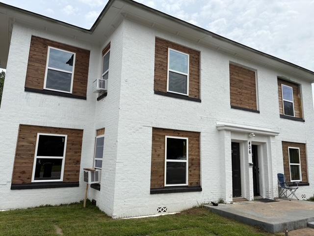 406 S Fredonia Street Longview - Photo 2 of 4