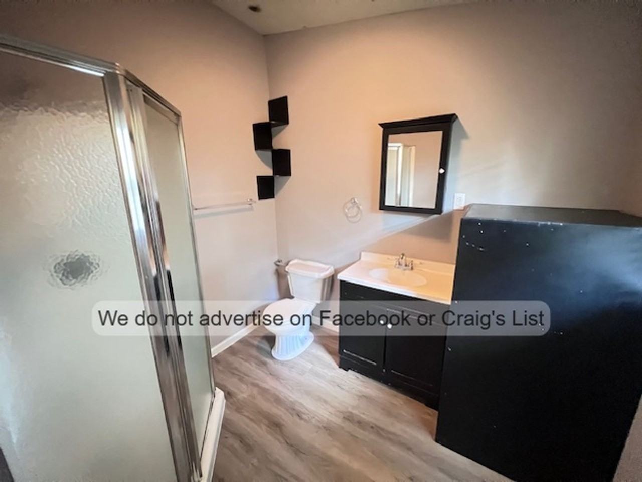 219 Ingleside Dr - Photo 7 of 14