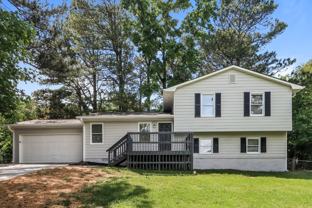 585 Cedar Ct - Photo 1 of 1