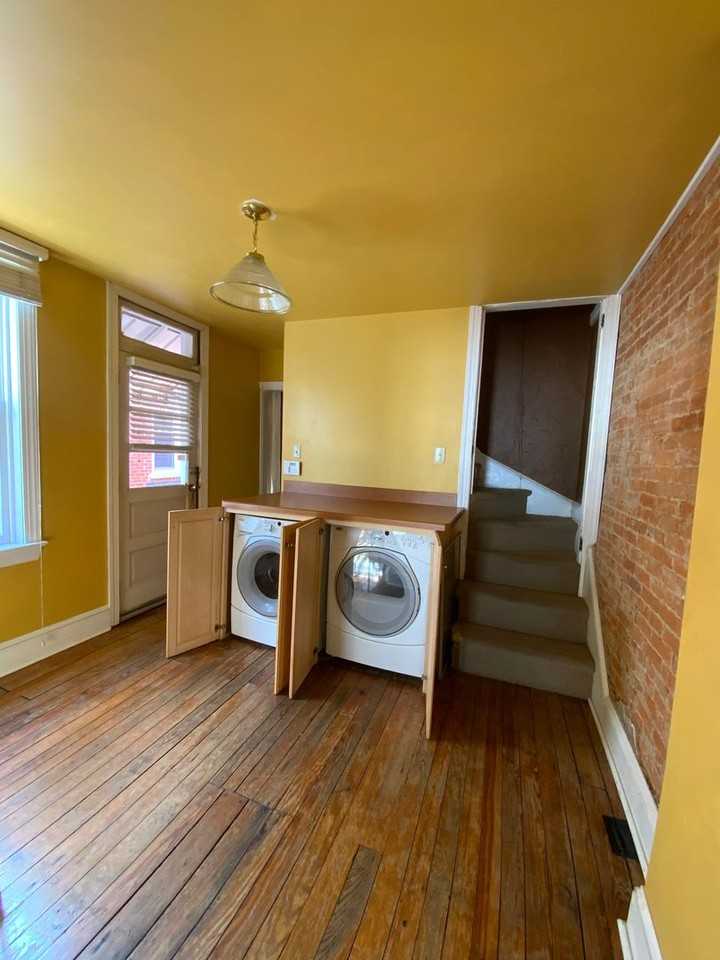 137 E New St - Photo 4 of 25