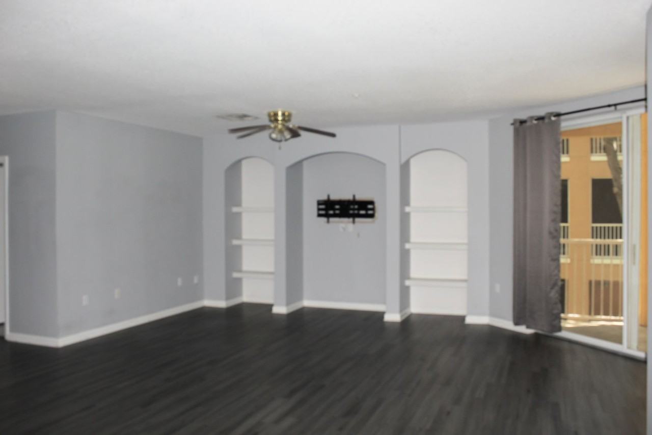 5045 Fairways Cir Apt D201 - Photo 4 of 19