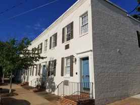 Alexandria Apartment - Photo 1 of 1