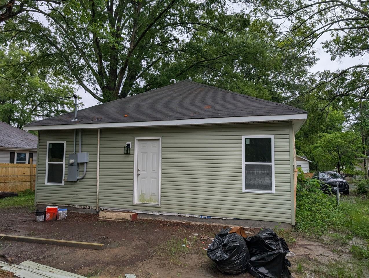 182 Dixon Cir - Photo 4 of 10