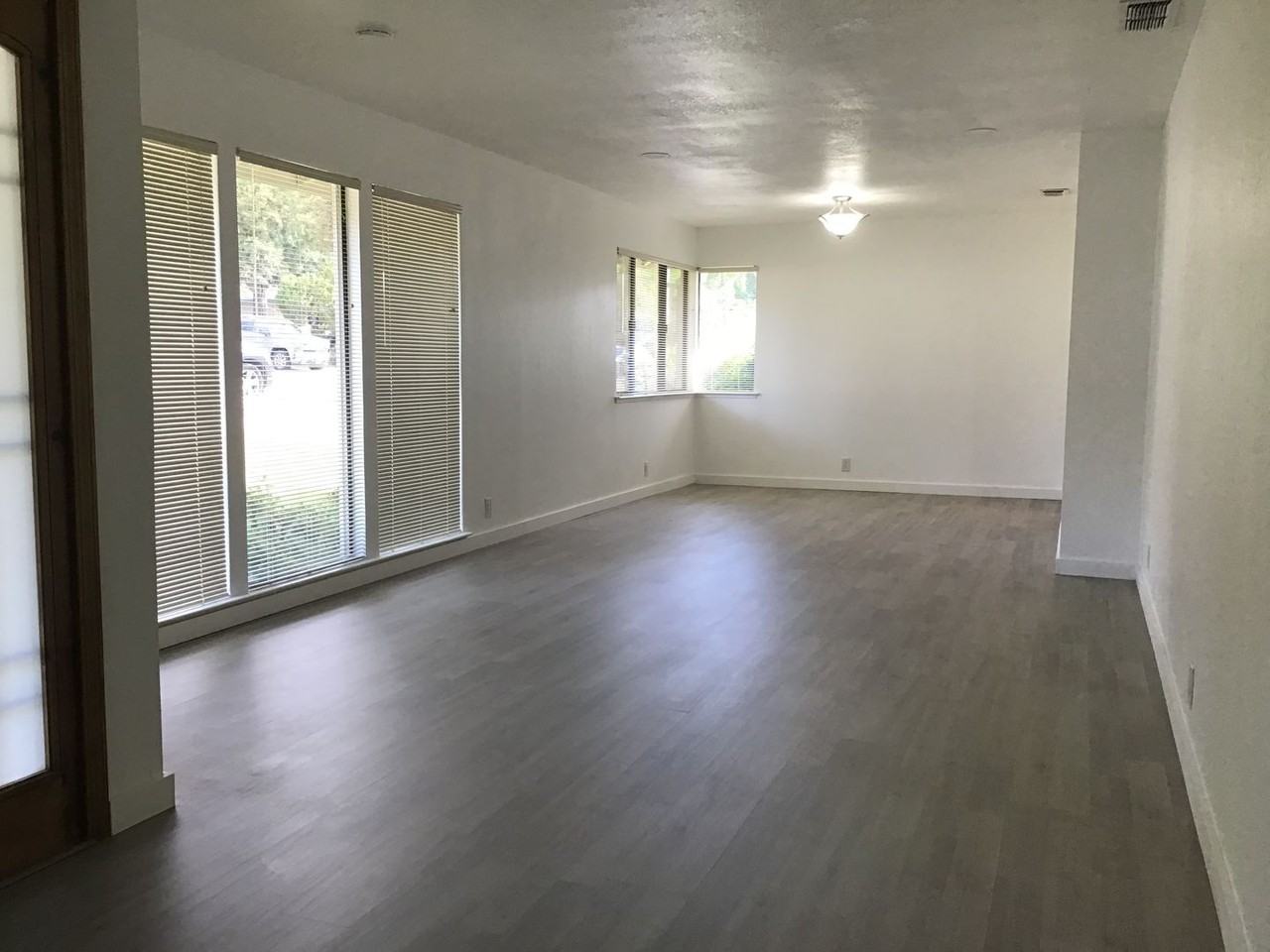 4365 Midas Ave - Photo 7 of 42