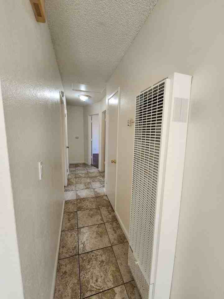 72364 Sunnyvale Dr - Photo 4 of 10