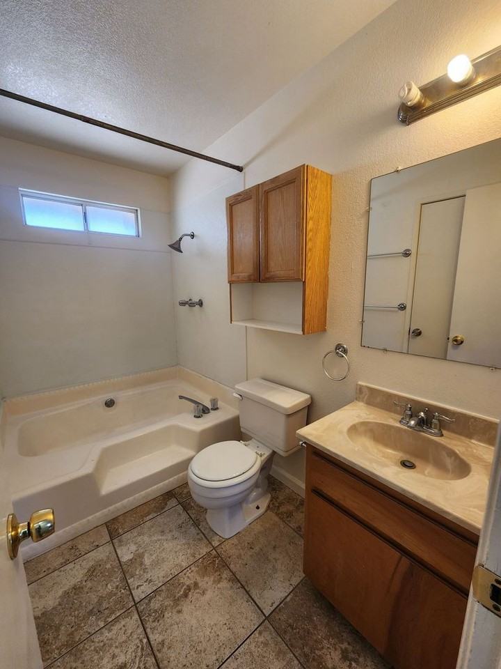72364 Sunnyvale Dr - Photo 6 of 10
