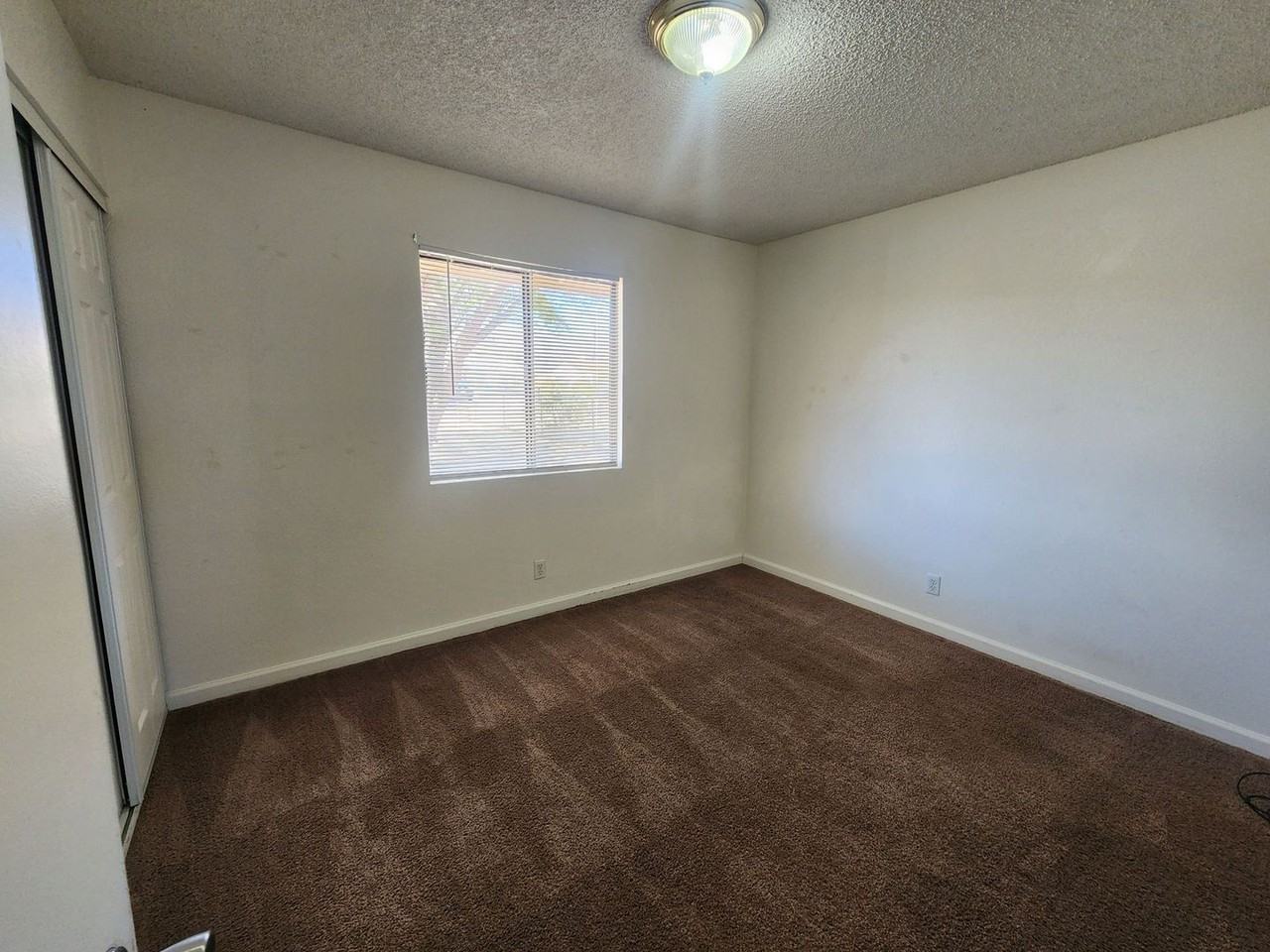 72364 Sunnyvale Dr - Photo 7 of 10