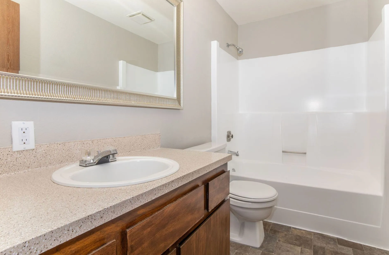 Admin Fee Waived! |Perla Apartments - Photo 6 of 6