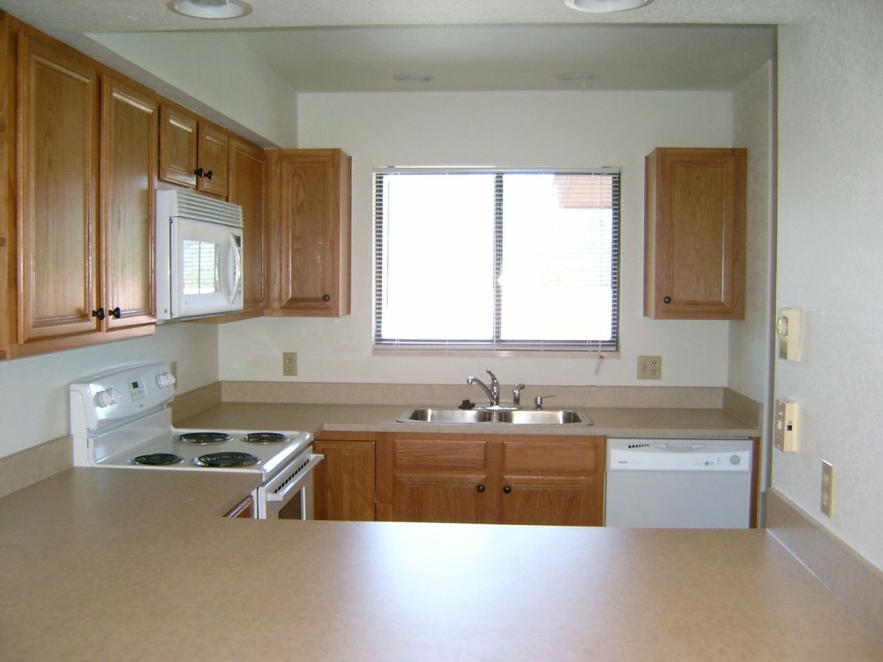 551 Animas View Dr #14 - Photo 2 of 9