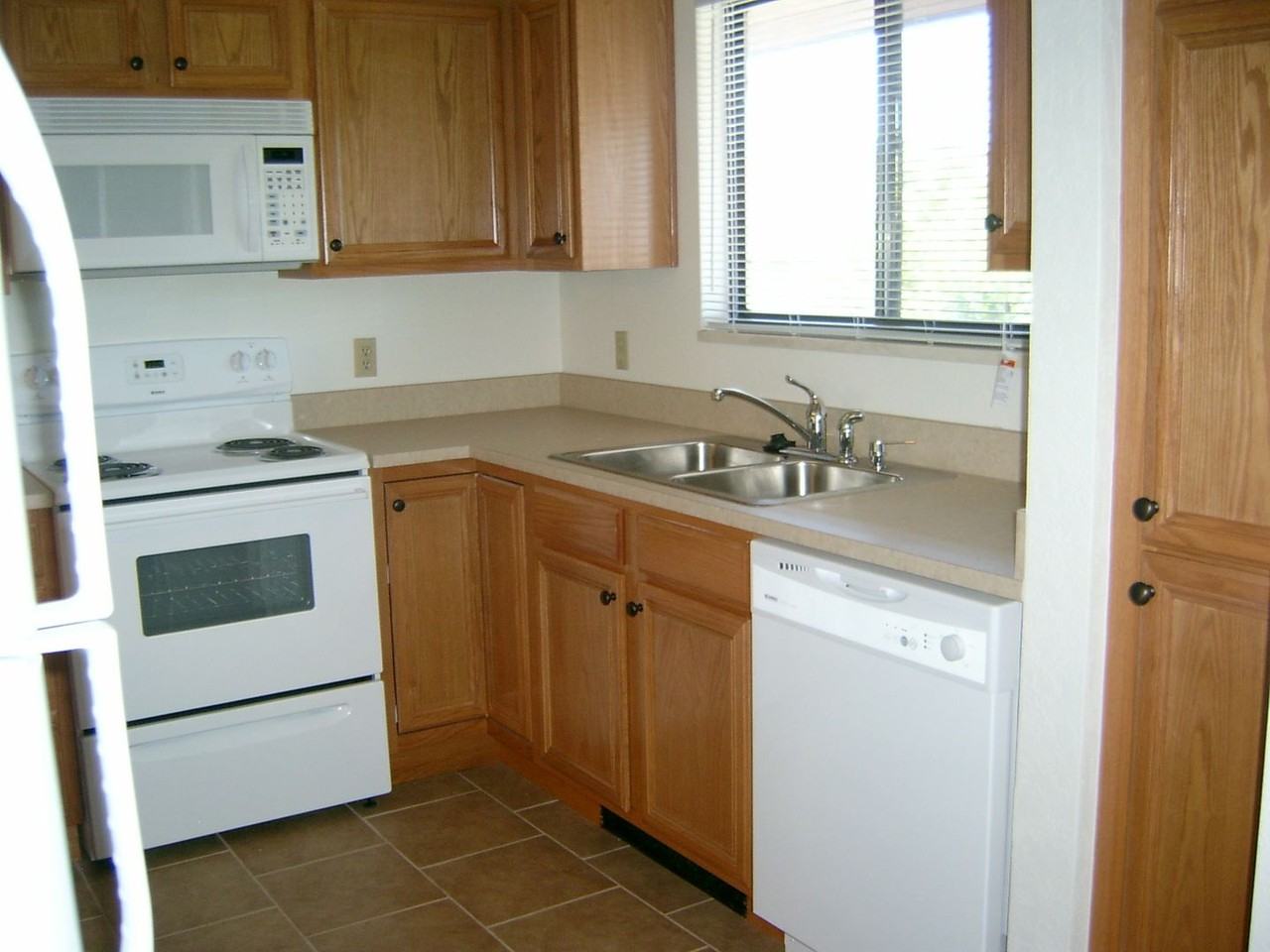 551 Animas View Dr #14 - Photo 3 of 9