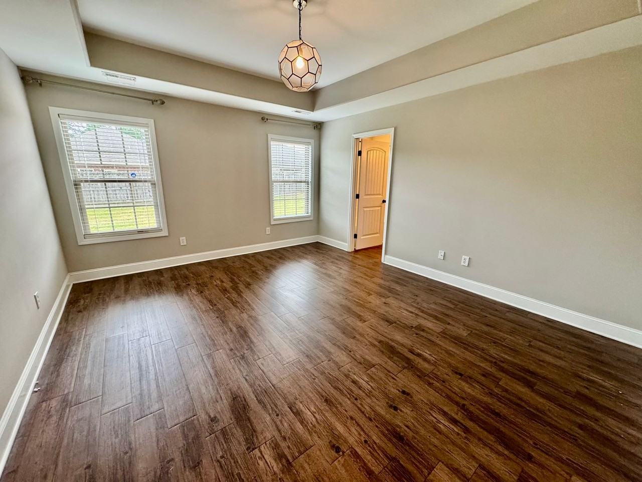 20532 Troy Ln - Photo 6 of 16
