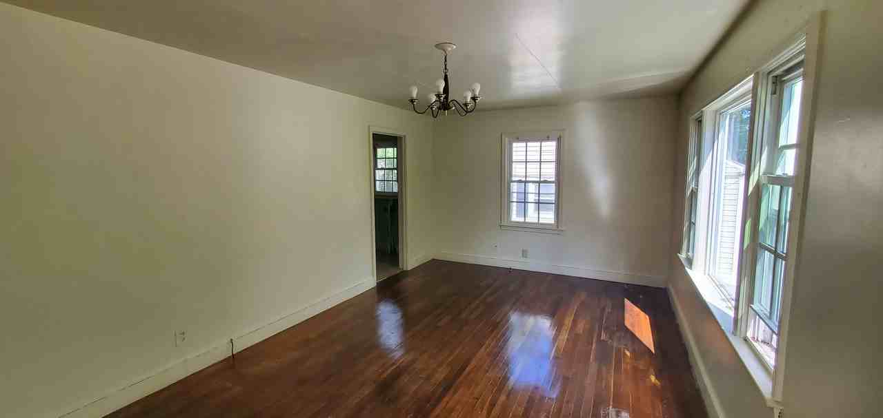 615 Julian St - Photo 6 of 8